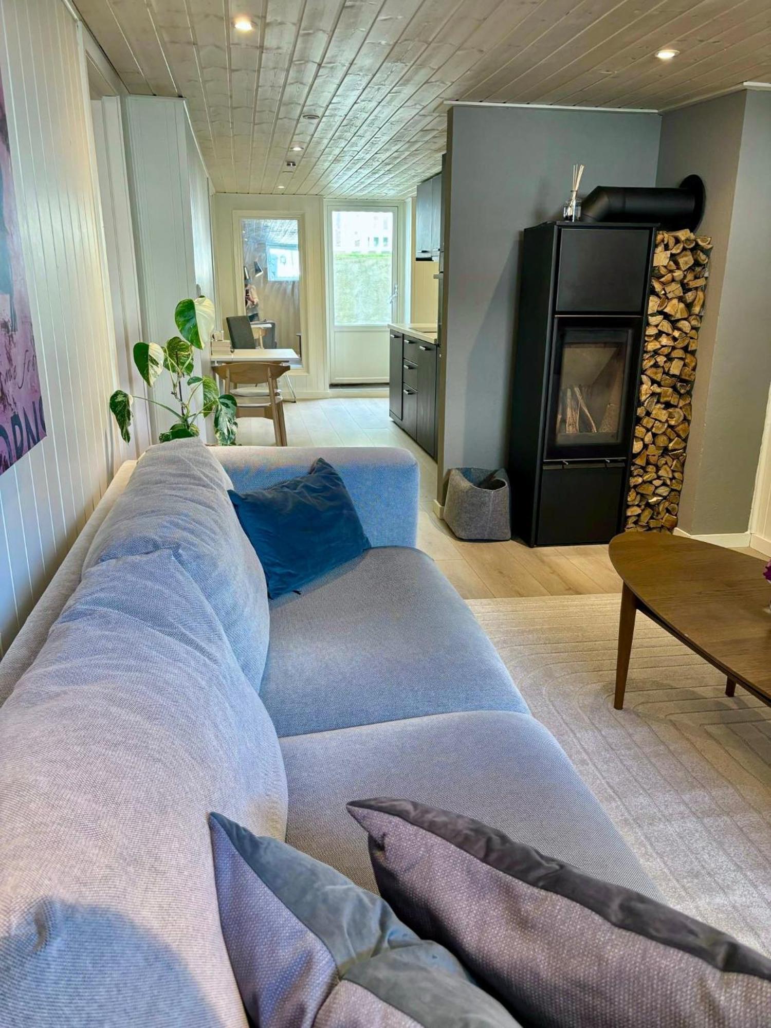 Down Town Apartment With Outside Area In Villa Кристиансан Екстериор снимка